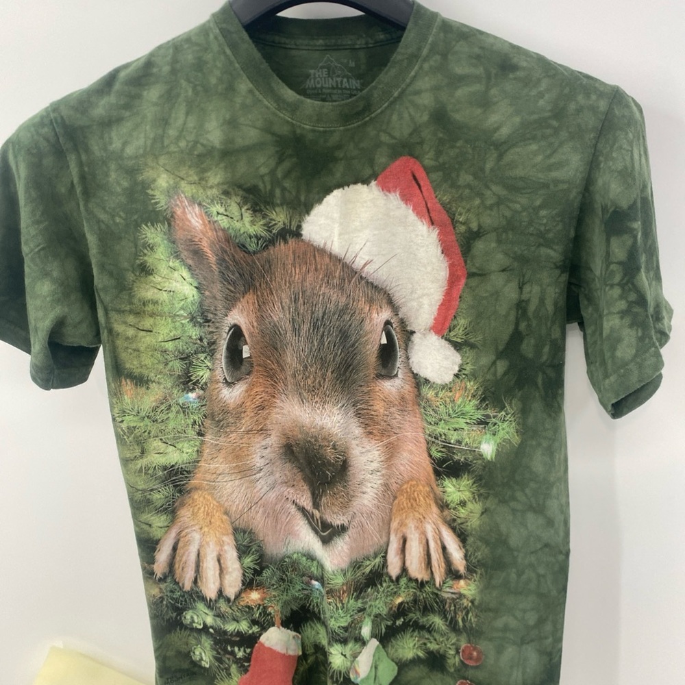 THE MOUNTAIN Shirt Adult M 2014 Christmas squirrel Tie Dye Short Sleeve Cotton